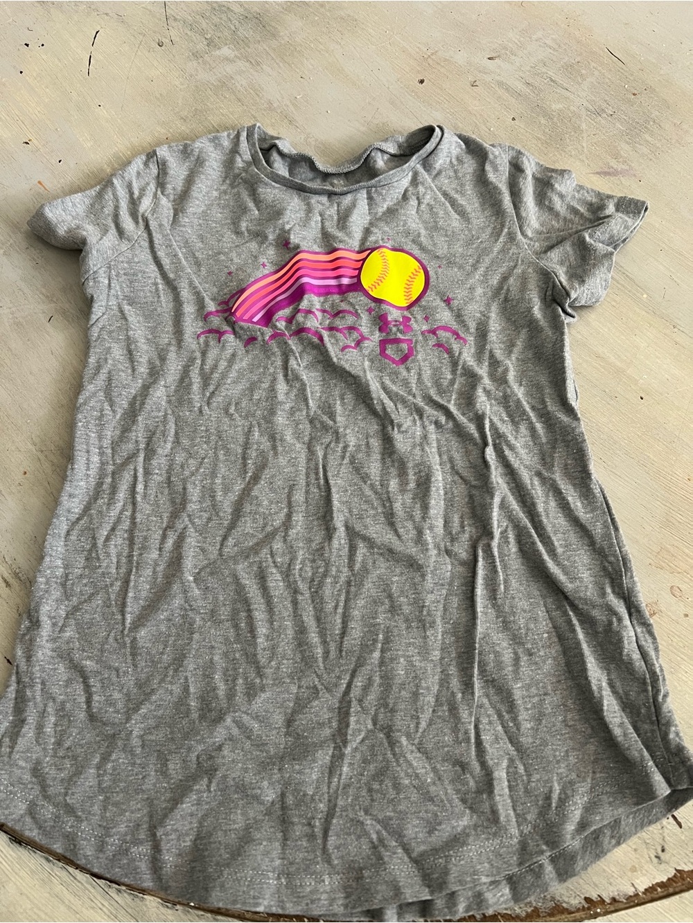Under Armour Girls Gray T‑Shirt with Pink & Yellow Graphic